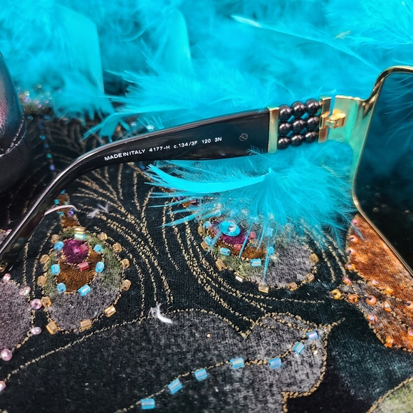 EUC Chanel Sunglasses - Picture 3 of 7